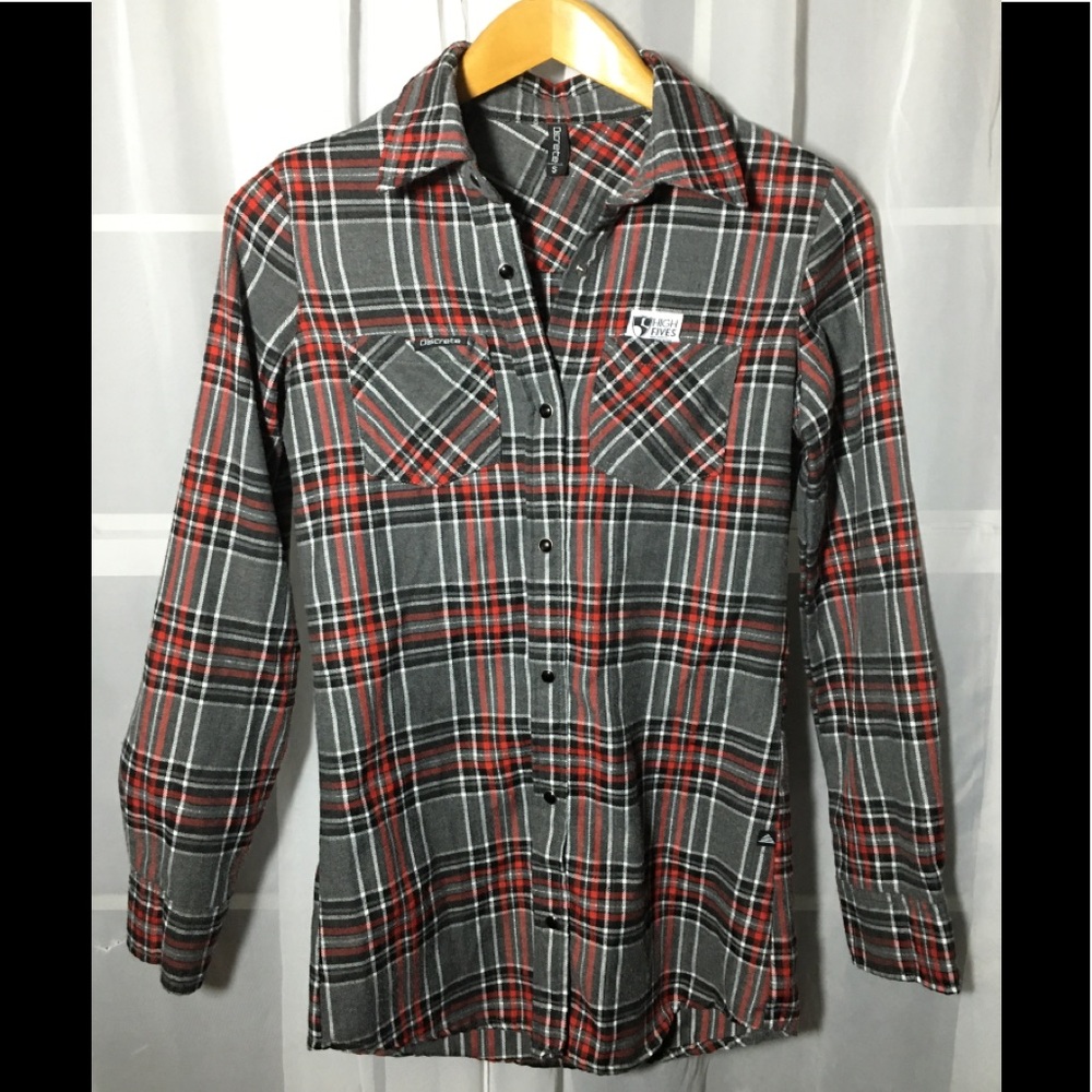 Discrete Men’s Flannel Shirt Size Small